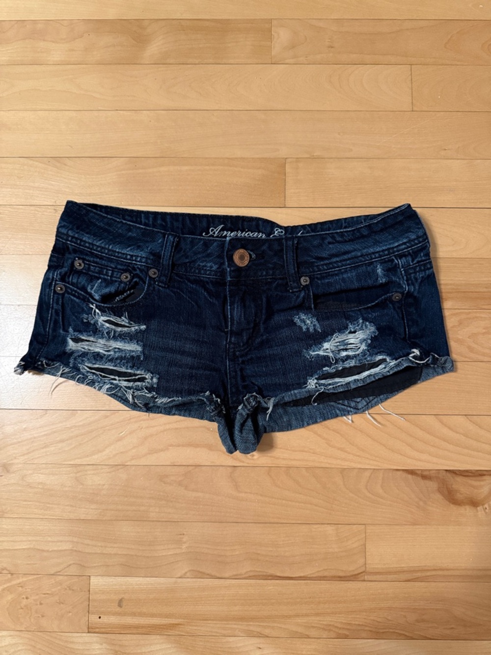 American Eagle Outfitters Women's Dark Wash Distressed Denim Booty Shorts